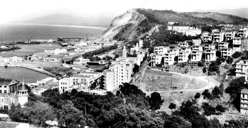 Philippeville - vue sur le port et le Beni-Melek