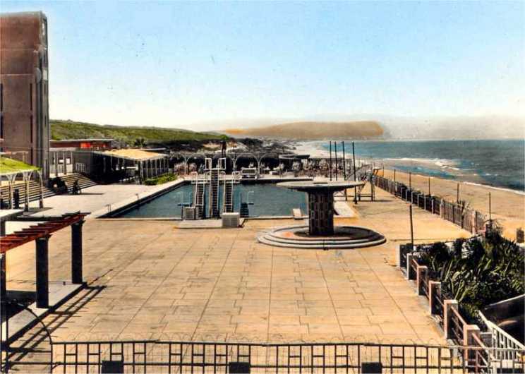 - 1957 - Piscine Jeanne d'Arc