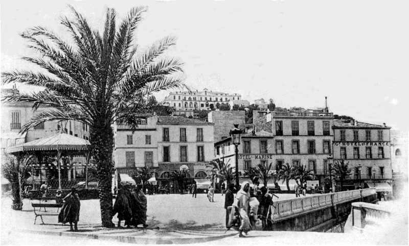 Philippeville - 1903 - La place de la Marine (future Place Marqué)