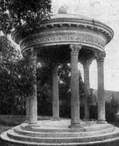— Belvédère du Chateau Cuttoli —