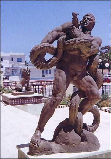 Apollon vainqueur du serpent - Hôtel de Ville Philippeville