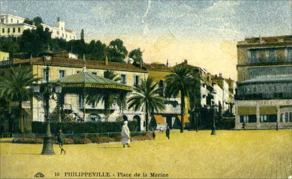 Philippeville - 1930 - La Place de la Marine (future Place Marqué) et le Kiosque à musique