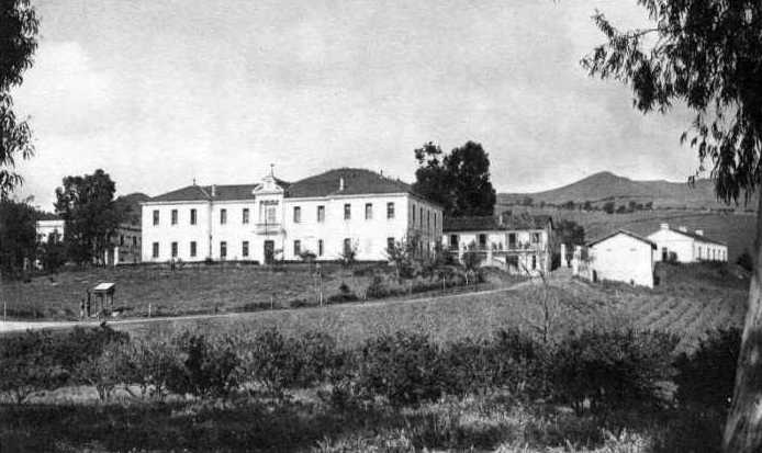 — L' École d'Agriculture —